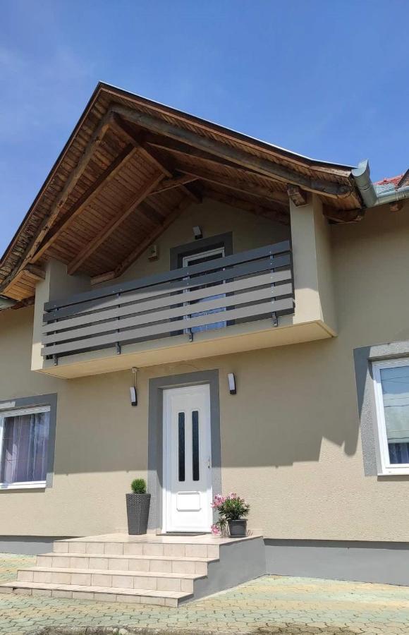 Silence Apartmanhaz Zalakaros Bagian luar foto