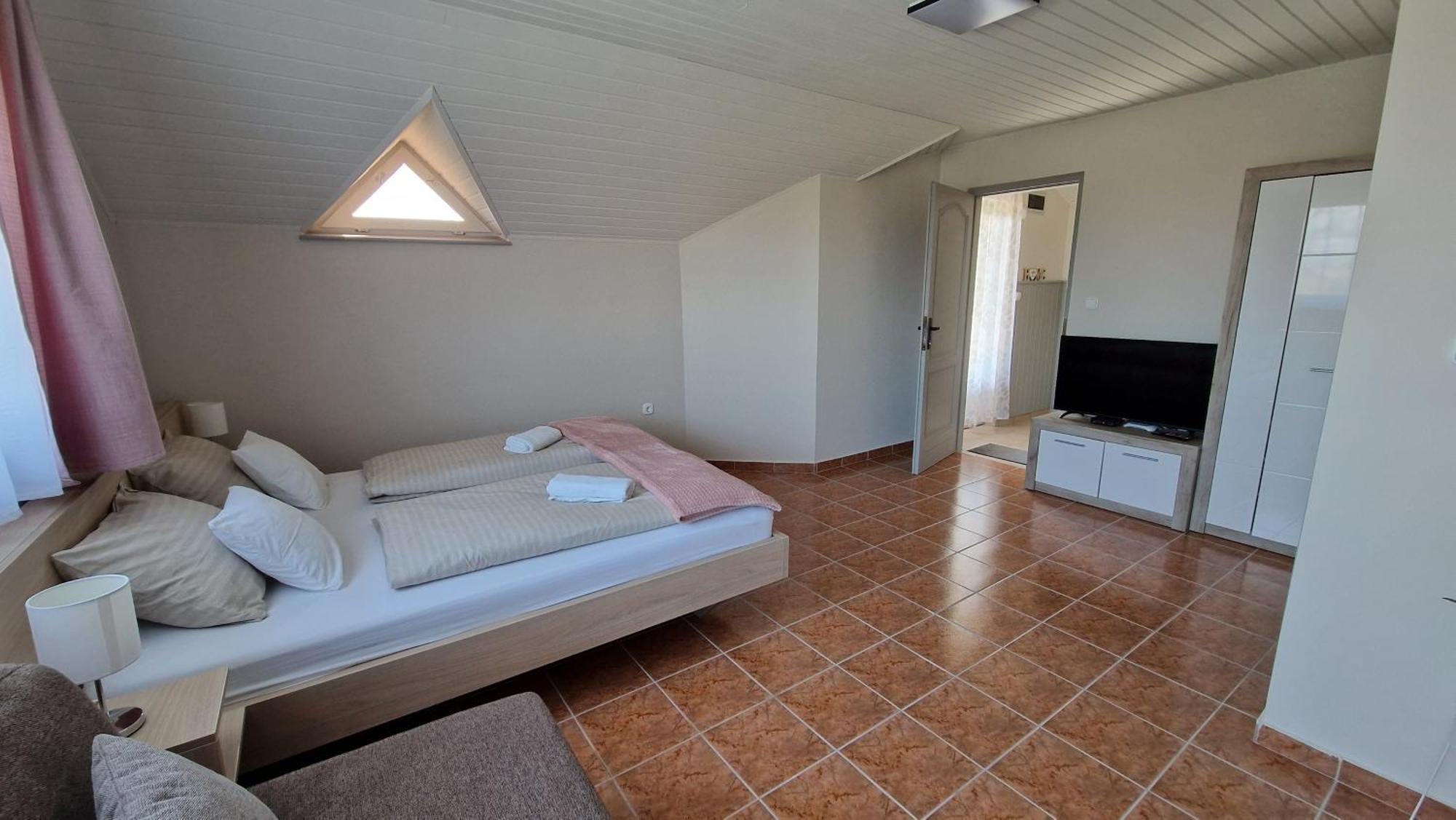 Silence Apartmanhaz Zalakaros Bagian luar foto